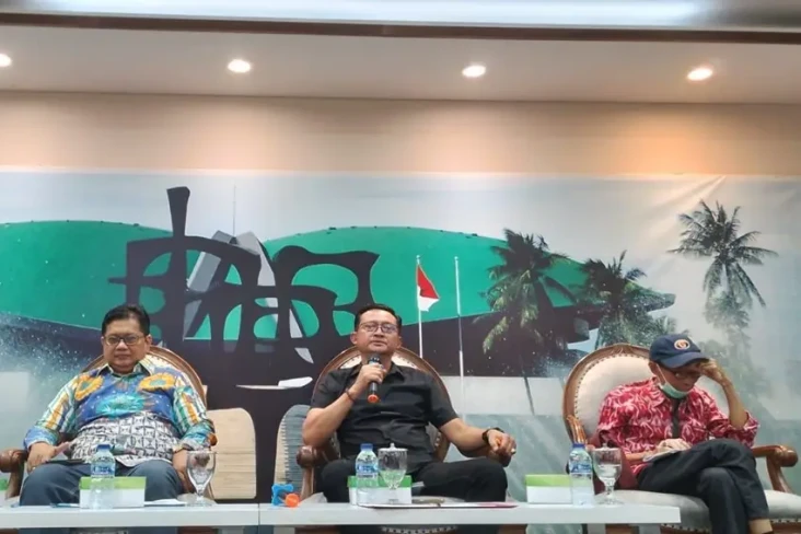 3 Tim Capres-Cawapres...