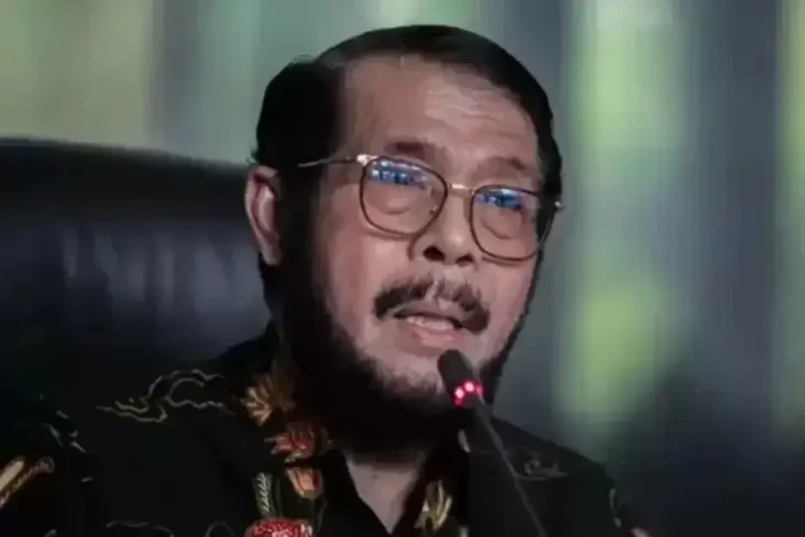 Anwar Usman Kembali...