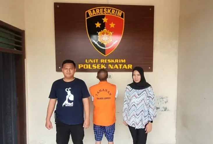 Edan! Kakek di Lampung...