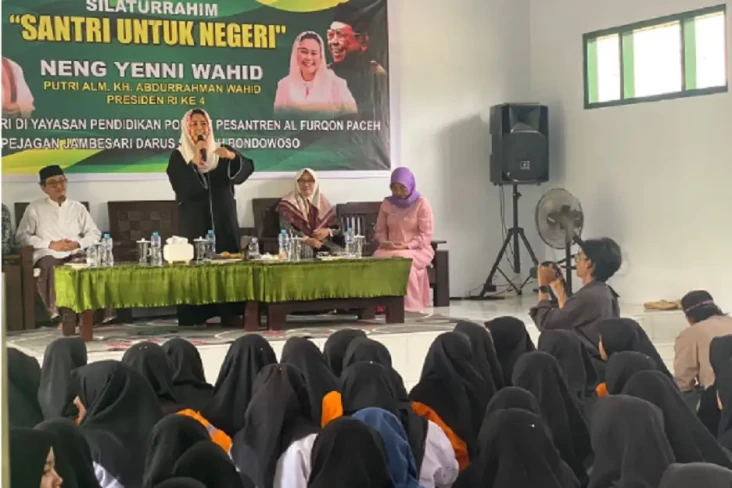 Yenny Wahid Ungkap Kriteria...