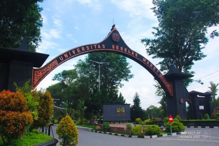 Berminat Kuliah di UNS...