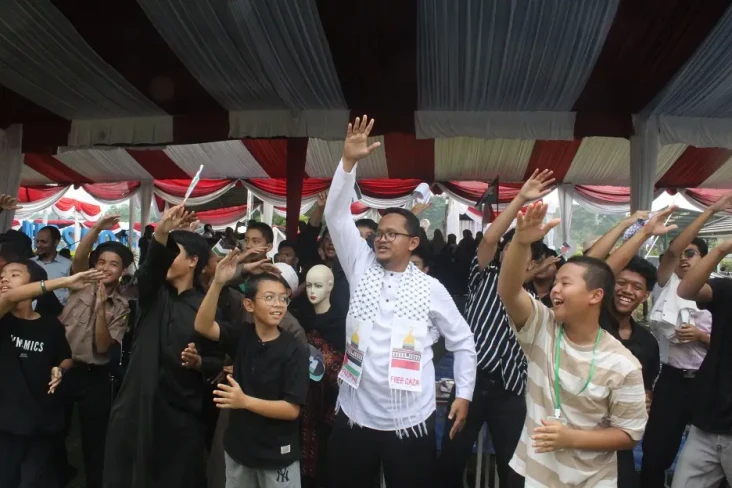 Galang Dana untuk Palestina,...