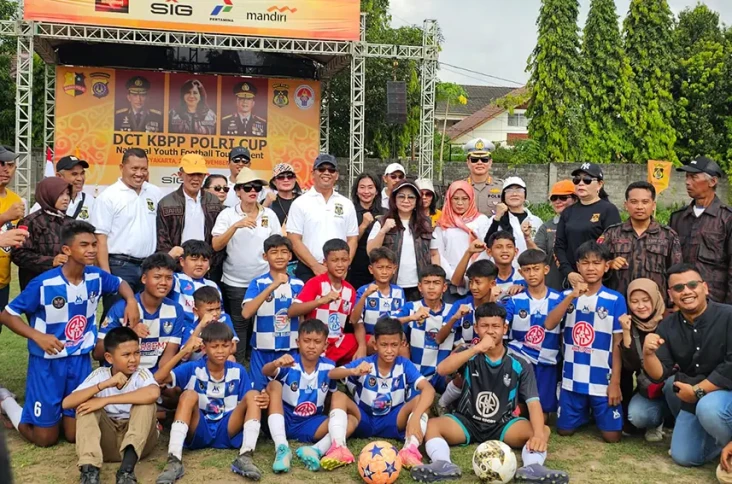 Turnamen Sepak Bola...