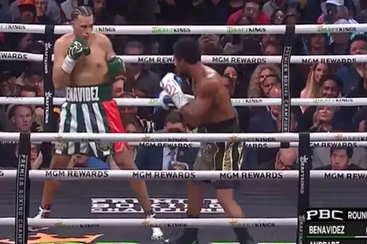 David Benavidez Hancurkan...