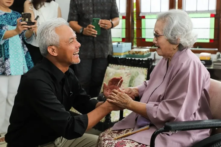 Istri Jenderal Hoegeng:...