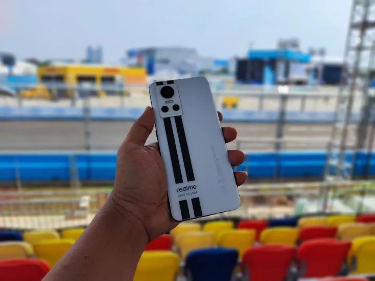 Pengiriman HP realme...