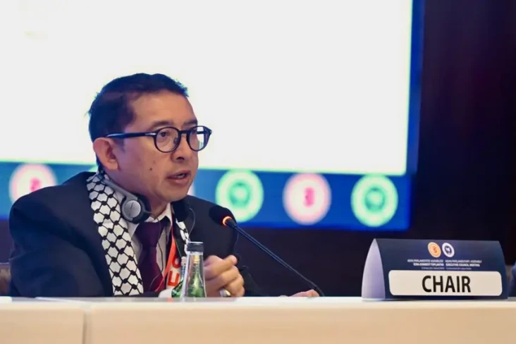 Fadli Zon Deklarasikan...