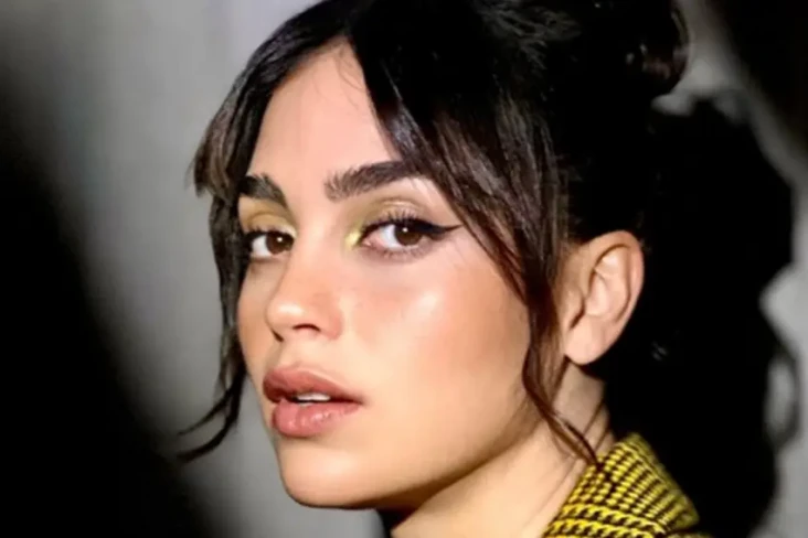 Profil Melissa Barrera,...
