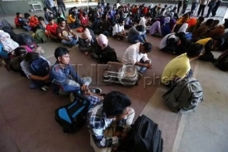 Caleg Perindo Beri Tips...