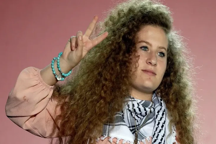 Ahed Tamimi Si Penampar...