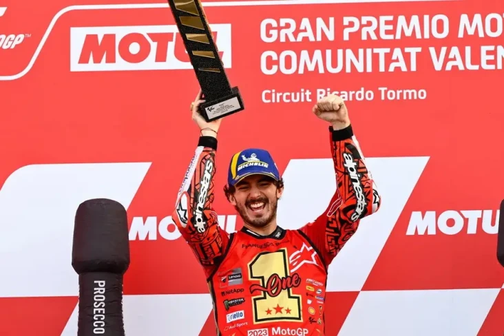 Bagnaia Kecanduan Raih...