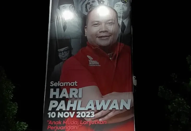 Baliho Selamat Hari...