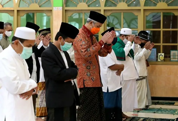 Pimpin Jateng 10 Tahun,...