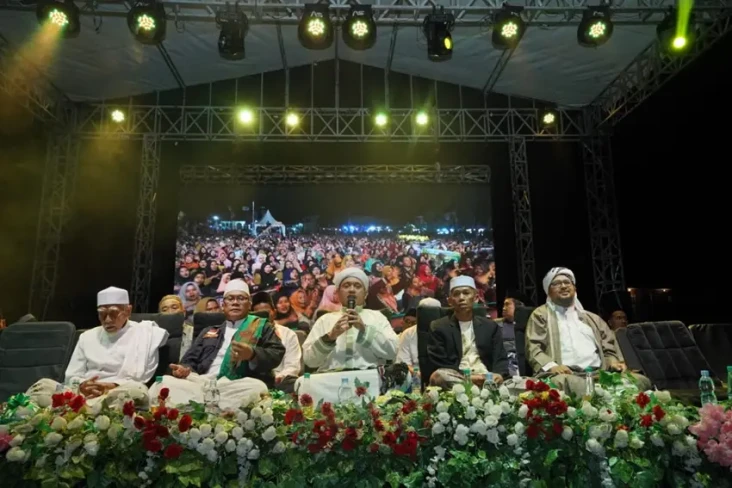 Ganjar-Mahfud Didoakan...