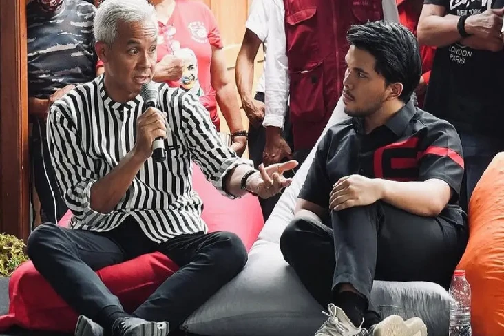 8 Artis Ini Jadi Juru...
