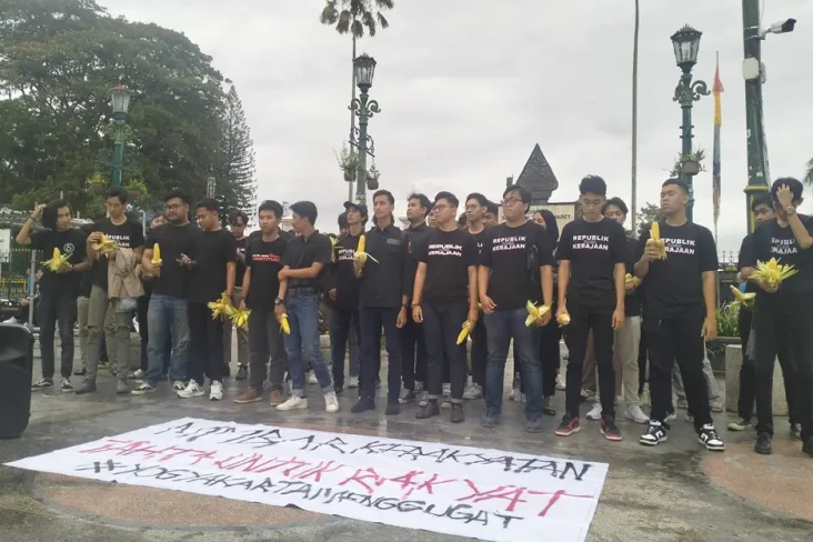 Lawan Oligarki, 20 BEM...