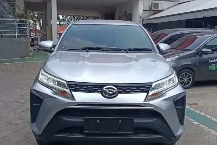 5 Perbedaan Daihatsu...