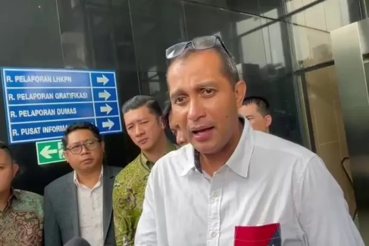 KPK Periksa Wamenkumham...