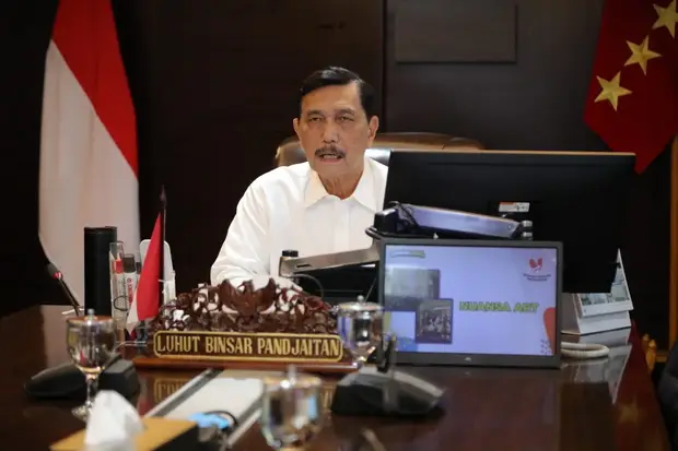 Anggota Keluarga Luhut...