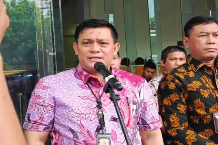Hari Ini 8 Saksi Termasuk...