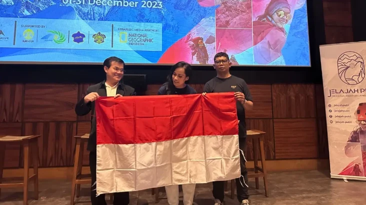 Putri Handayani, Pendaki...