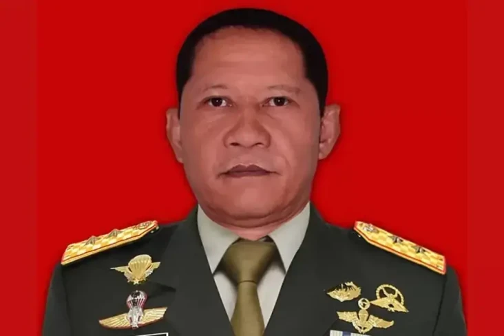 Profil Mayjen TNI Rafael...