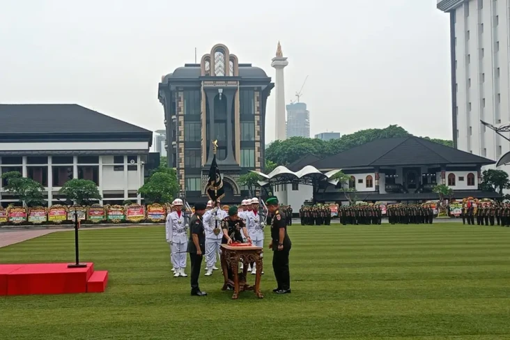 Jenderal TNI Maruli...
