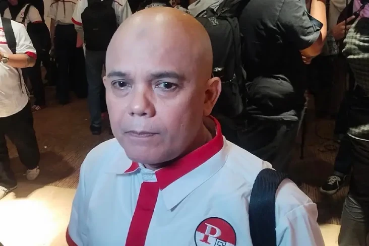 Ozy Syahputra Angkat...