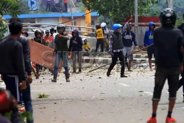 10 Pelaku Tawuran Maut...