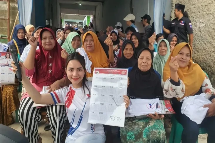 Caleg Perindo Rere Tati...