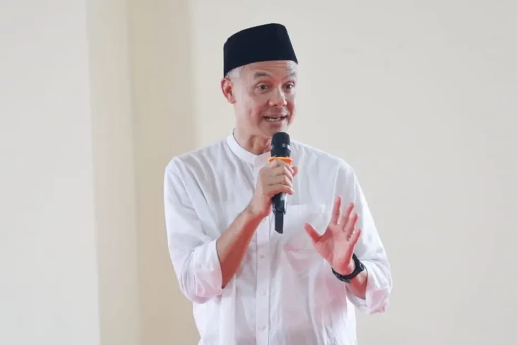 Ganjar Tegaskan Akan...