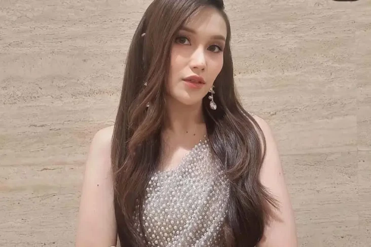 Heboh! Ayu Ting Ting...