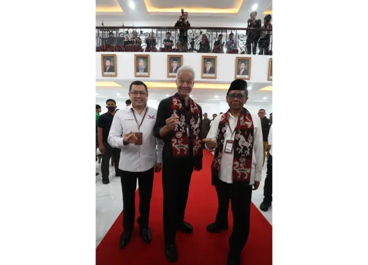 Ganjar-Mahfud Putra...