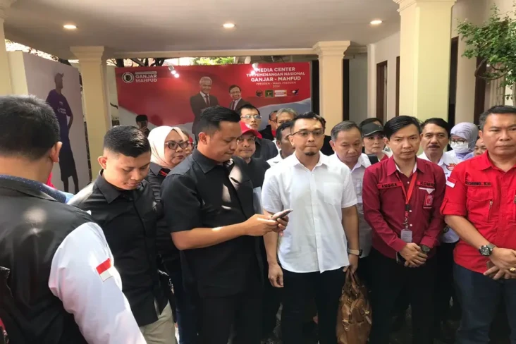 Bersikap Kooperatif...