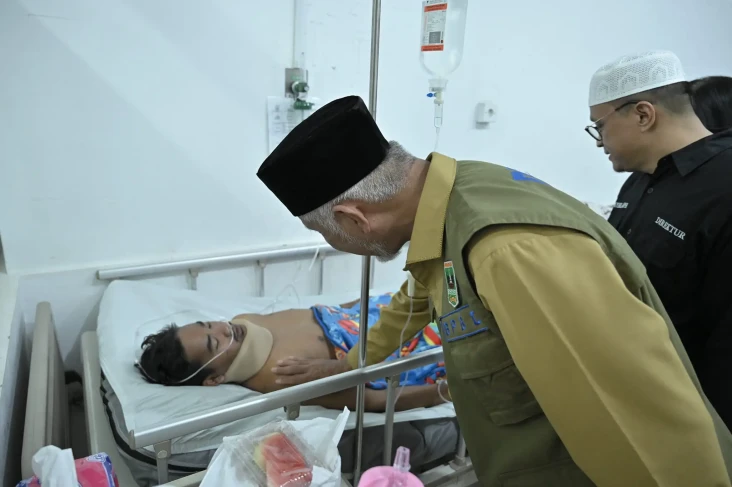 Erupsi Gunung Marapi,...