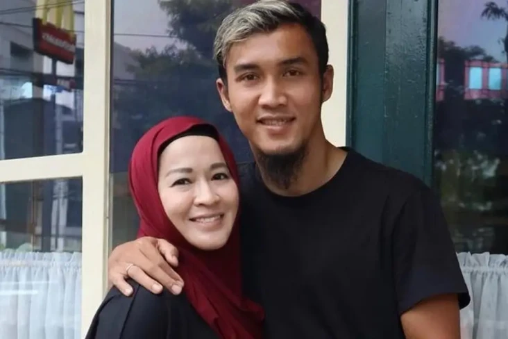 Reaksi Okie Agustina...
