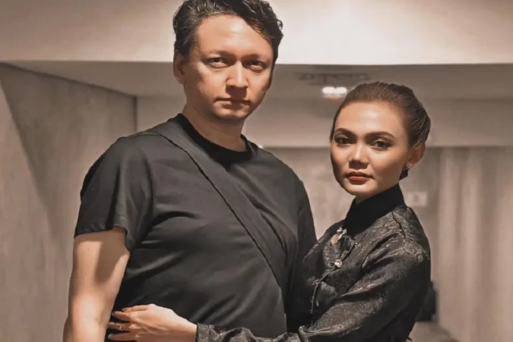 Rina Nose Tunda Punya...