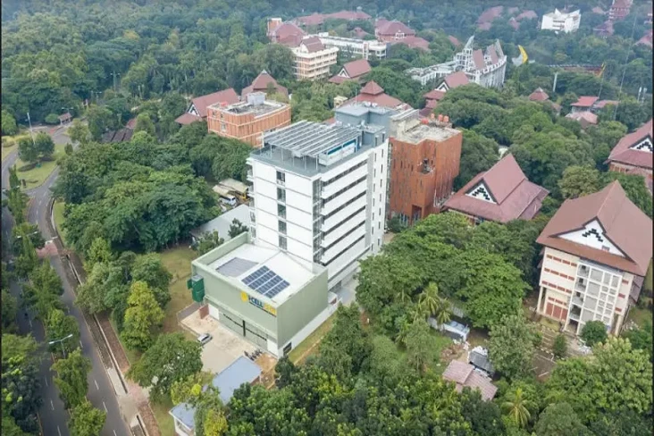 10 Universitas Terbaik...