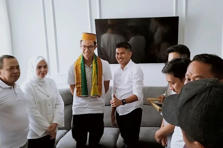 Diskusi Bersama Relawan...