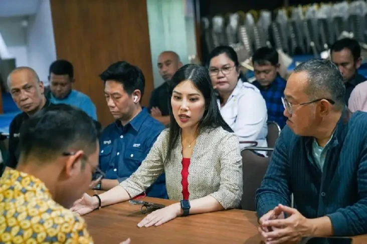 Angela Tanoesoedibjo...