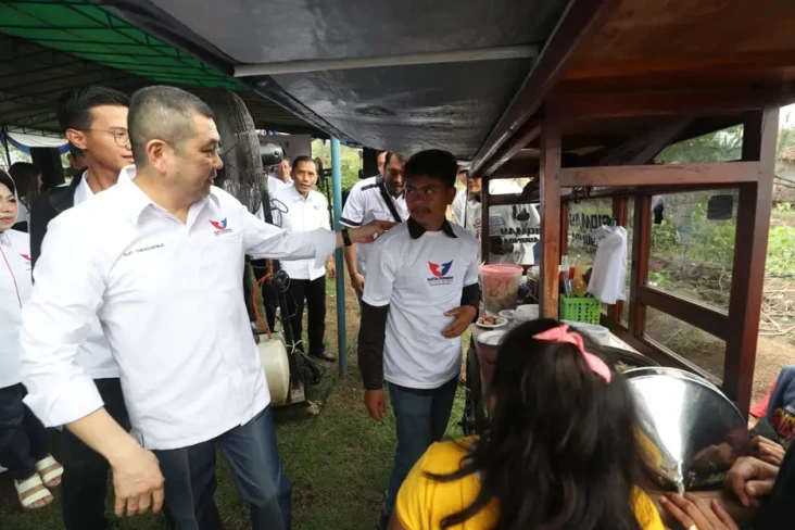Dapat Gerobak Perindo,...