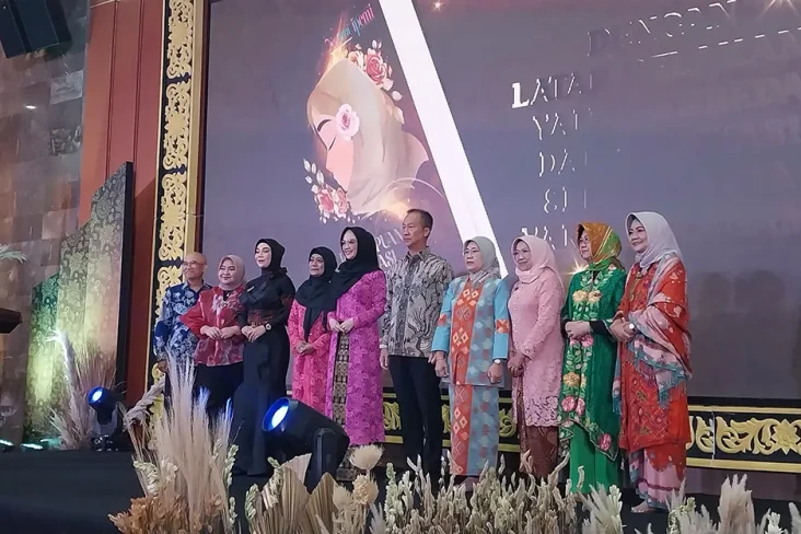 Perempuan Kuasai Industri...