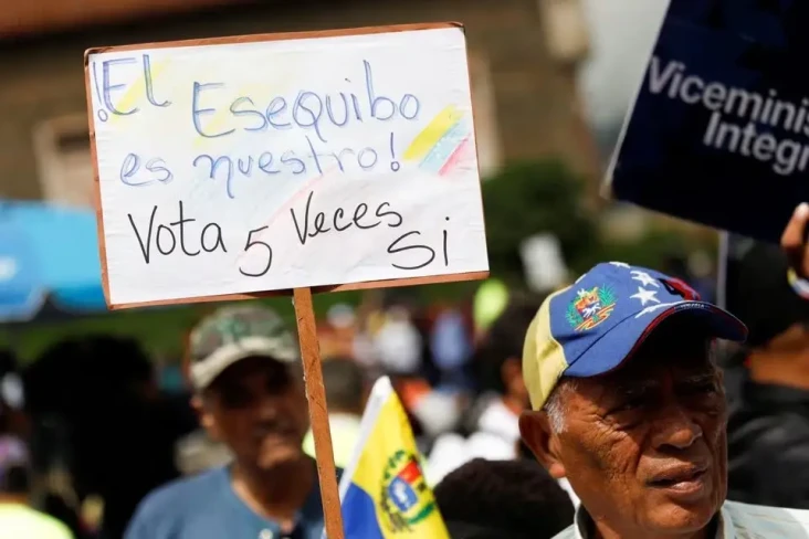 Venezuela Kerahkan Tentara...
