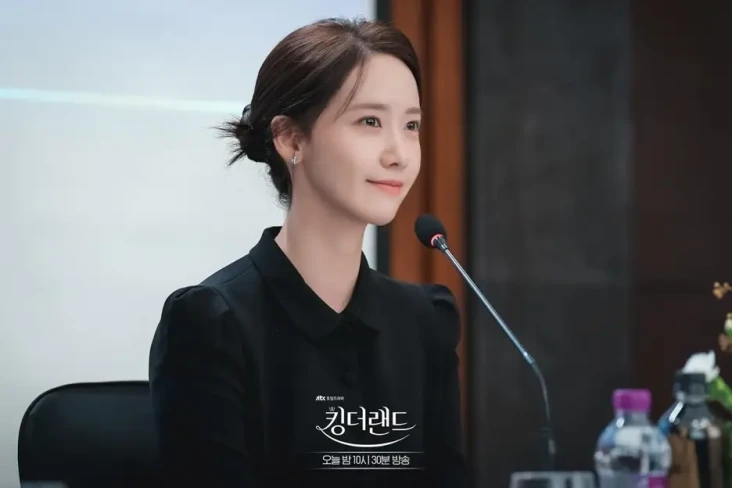 Yoona SNSD Gelar Fan...