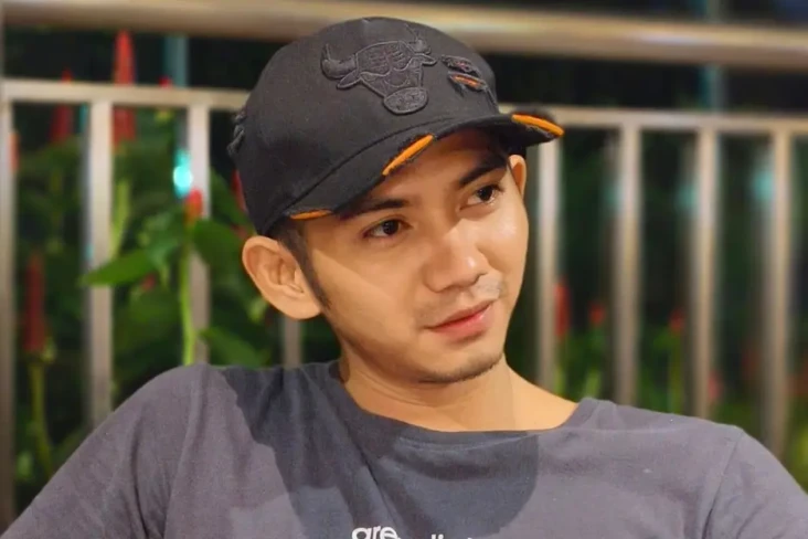 Rizki 2R Menikah Hari...