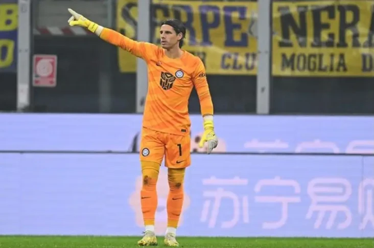 Yann Sommer, Kiper Inter...