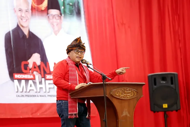 Hasto Sindir Tak Bisa...