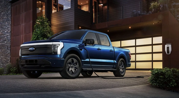 Ford Siap Gunakan Baterai...