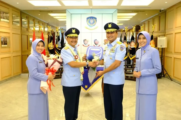 Wombat Resmi Gantikan...