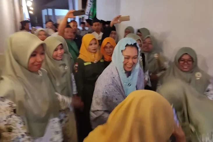 Yenny Wahid Tekankan...